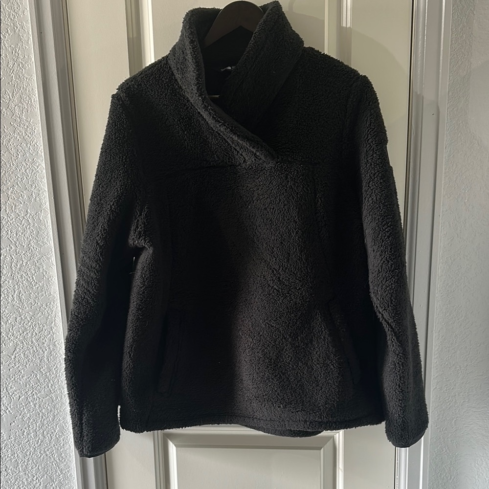 The North Face Black Fleece Pullover